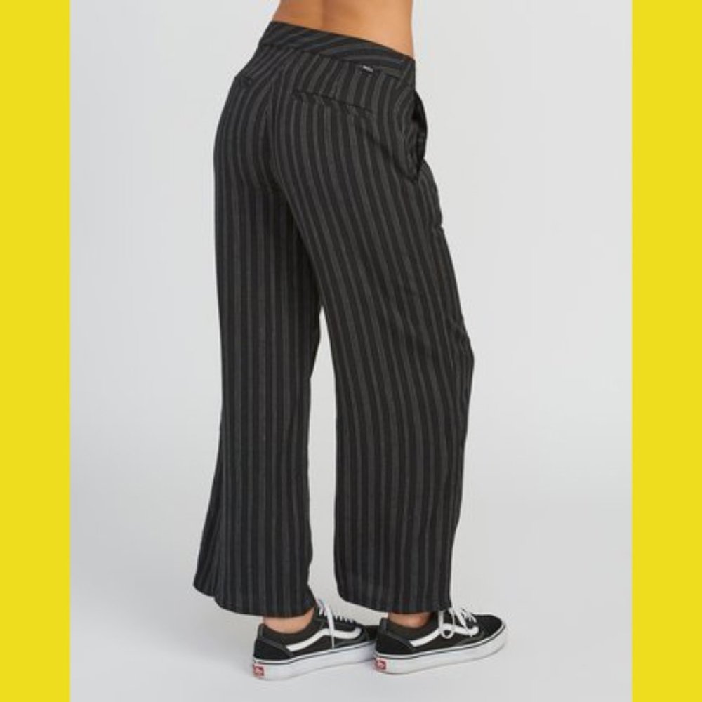 Power Rise Twill Pants - Picture 3 of 3
